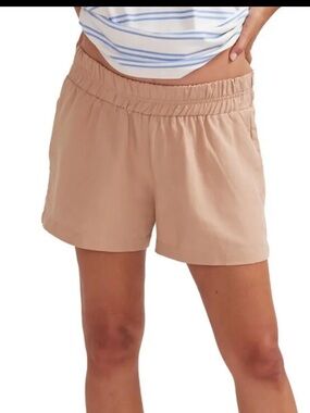 Hatch Elastic-Waist High-Rise Shorts - Tan